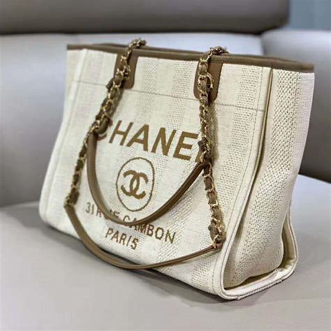 chanel.com online shop.